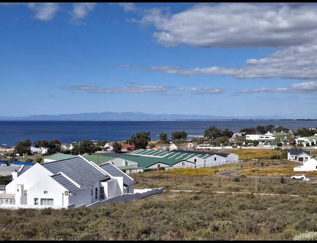 LAND FOR SALE IN SANDY POINT